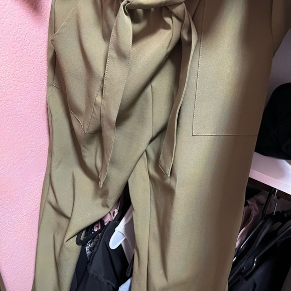 Barely used dressy joggers - Picture 2 of 2